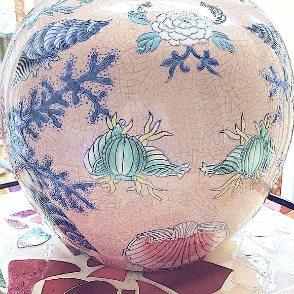 Gorgeous Old Vase-Asian Style, Globe Shaped, Pastel Blues, Green, Peach, Yellow - Picture 5 of 16